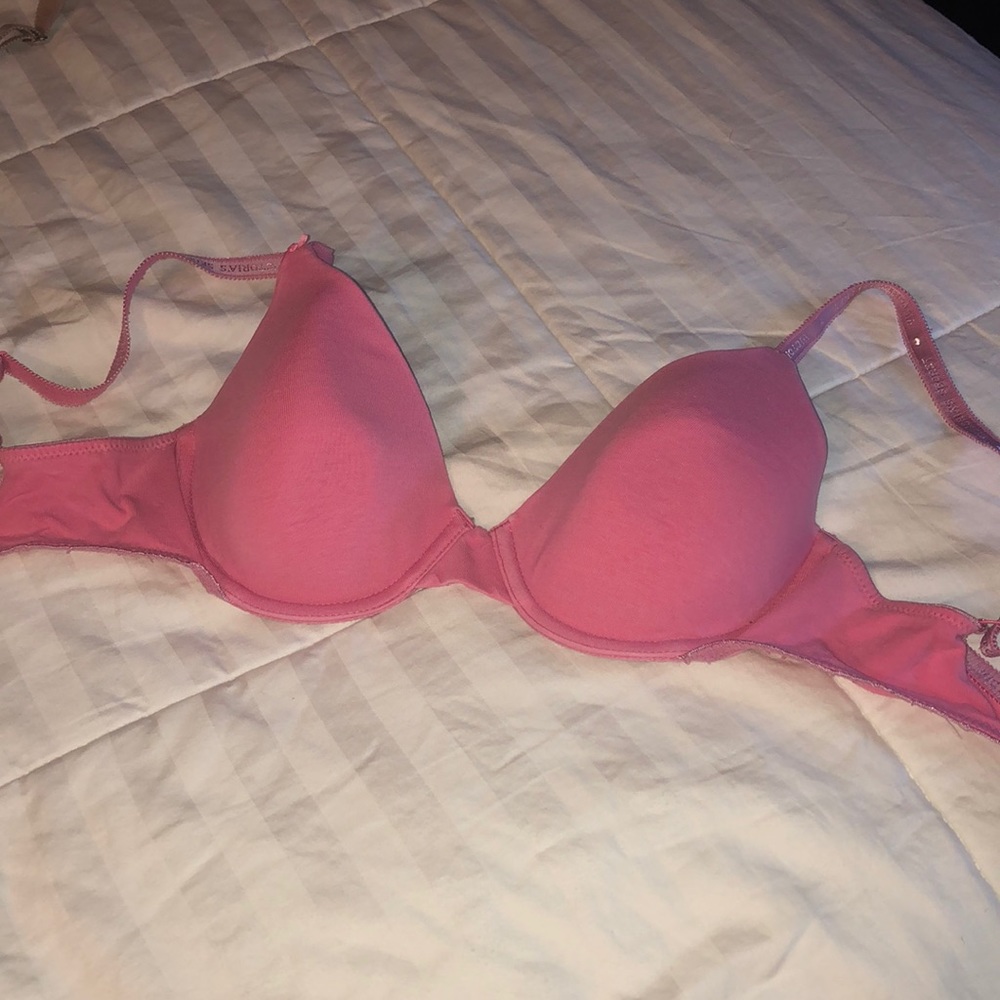 Victoria’s Secret pink bra
